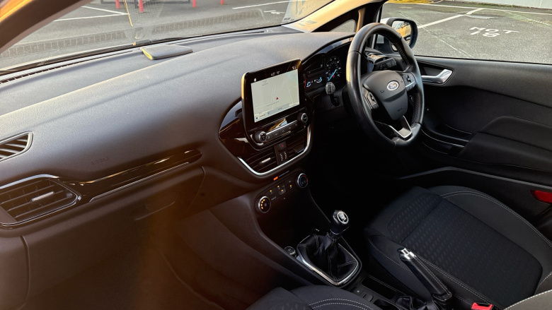 Ford Fiesta 1.1 Zetec 5dr Petrol Hatchback